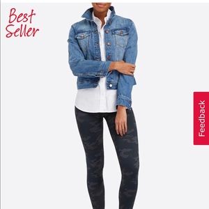 Spanx Look At Me Now Seamless Leggings